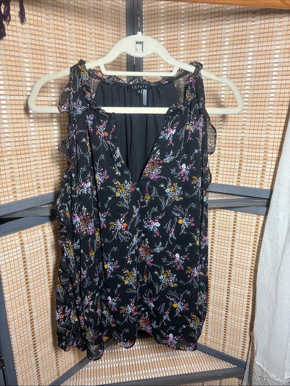 Black Floral Ruffle V-Neck cold-shoulder Blouse